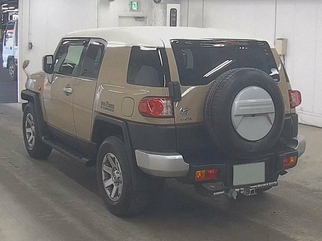 Toyota FJ Cruiser Base Grade #3