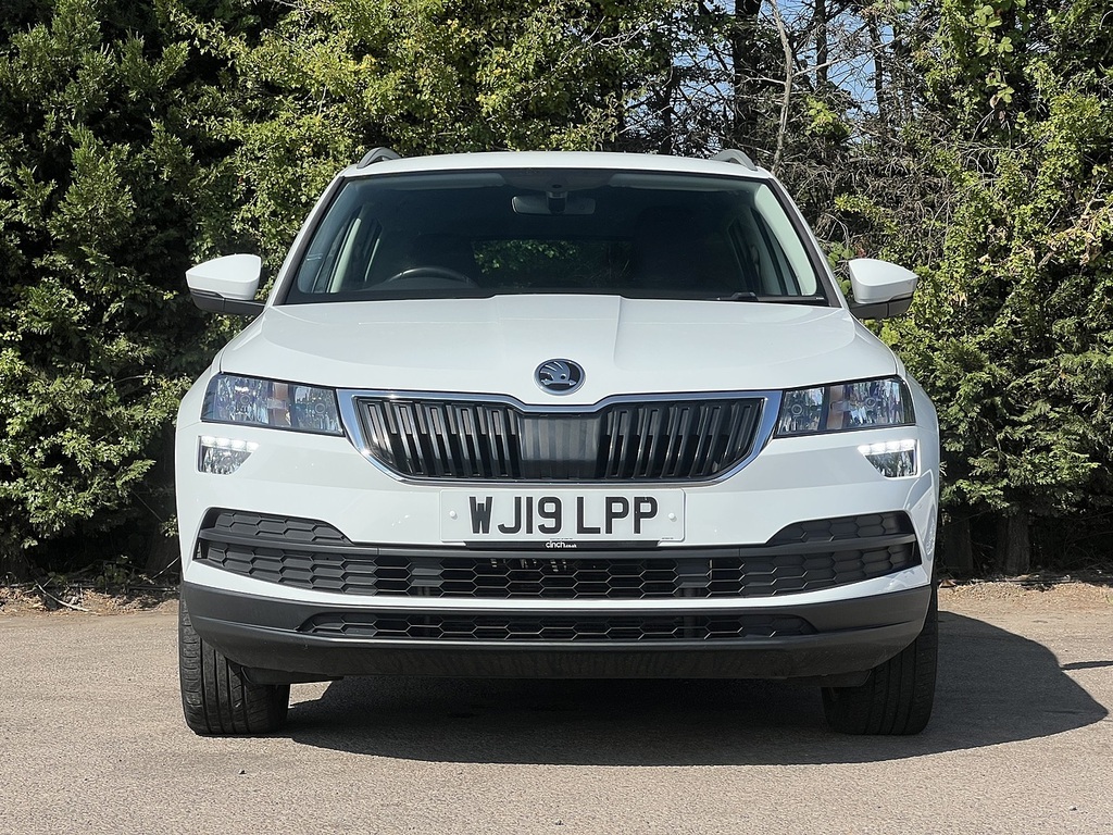 Skoda Karoq Tsi Act Se WJ19LPP White #4
