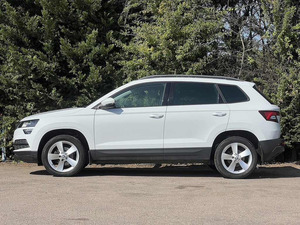 Skoda Karoq Tsi Act Se WJ19LPP White #5
