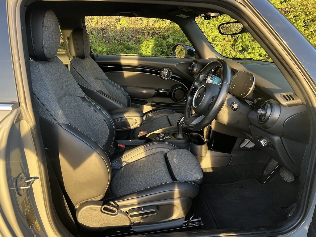 Mini Electric Cooper Se 32.6Kwh Level 2 Hatchback A Silver #14