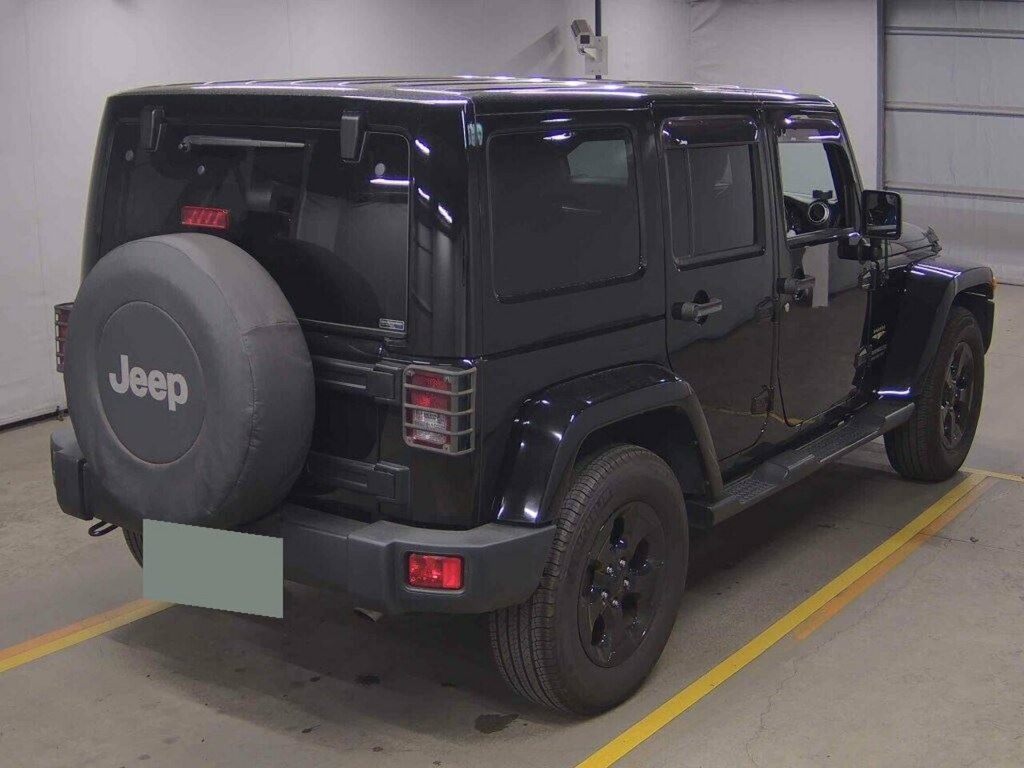 Jeep Wrangler Unlimited Sahara  #3