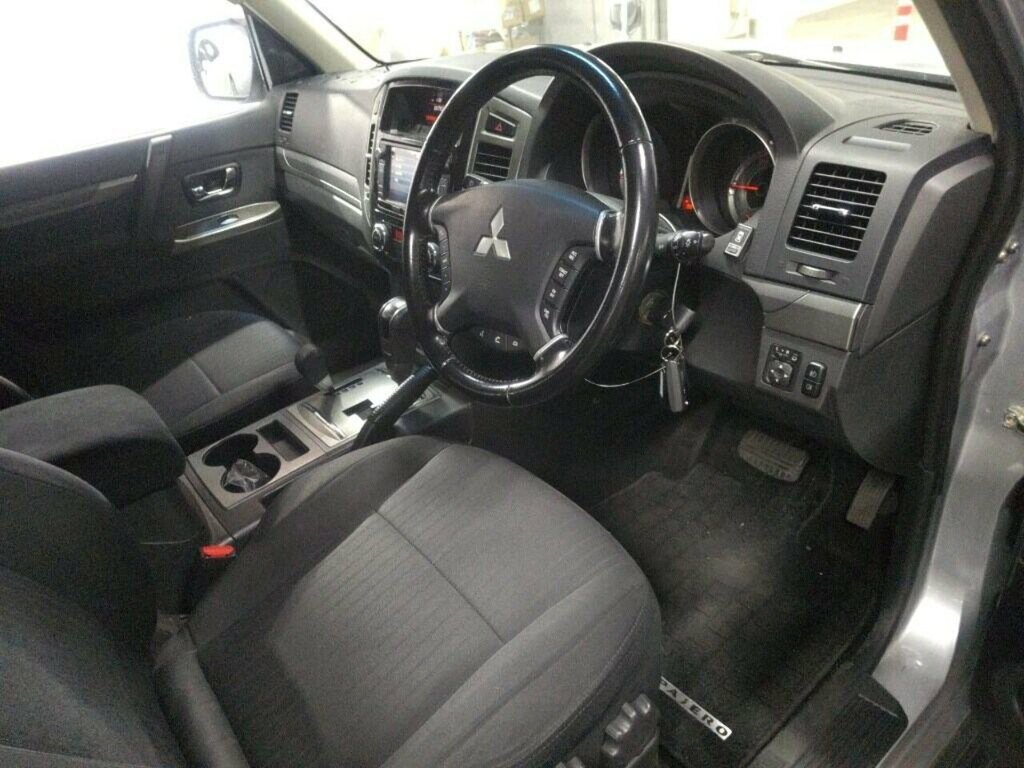 Mitsubishi Shogun Long Exceed #2