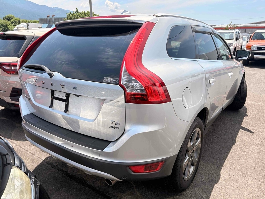 Volvo XC60 T6 Se Lux Awd #3