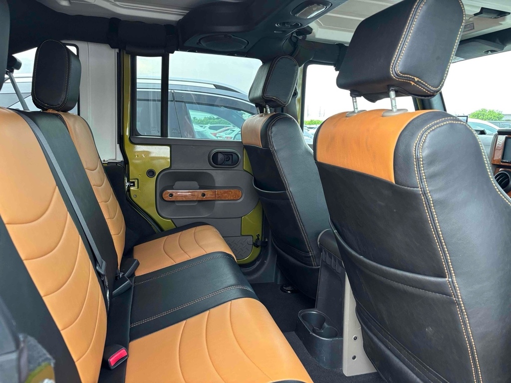 Jeep Wrangler Sahara Unlimited  #6