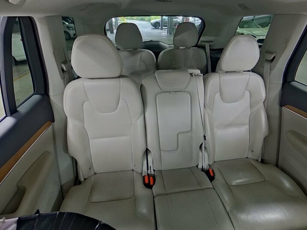 Volvo XC90 T5 Momentum Awd  #5