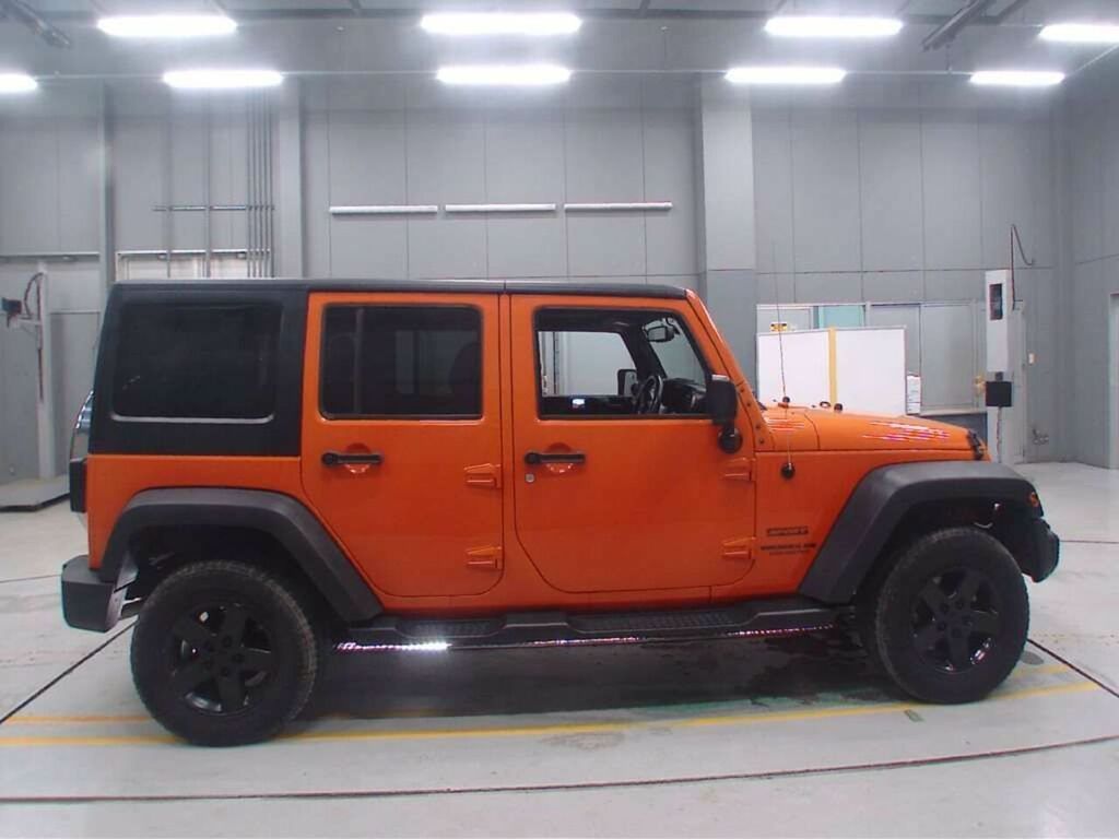 Jeep Wrangler Unlimited Sport  #4