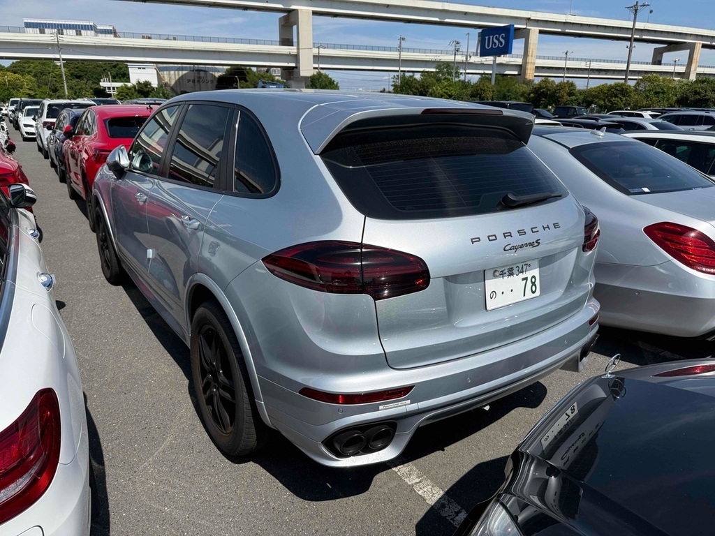 Porsche Cayenne S Tiptronic S  #3