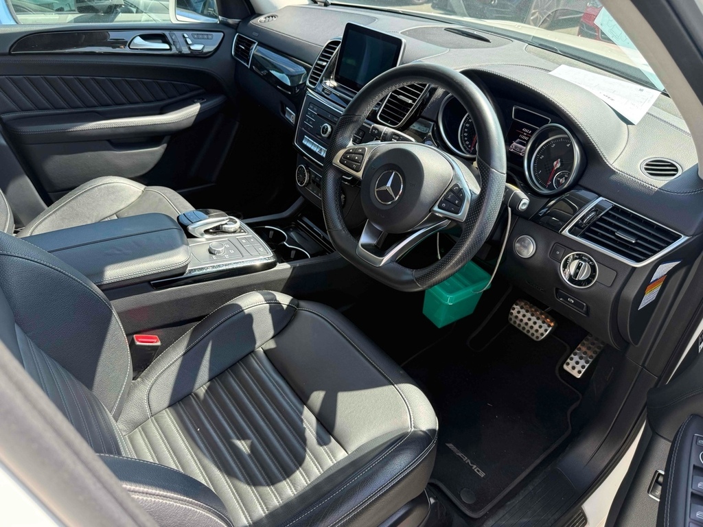 Mercedes-Benz GLE Class Gle 350 D 4Matic Amg Line  #4