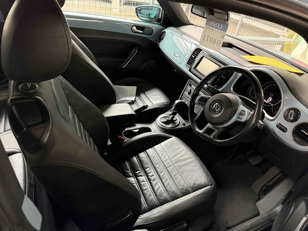 Volkswagen Beetle Design Tsi Dsg  #6