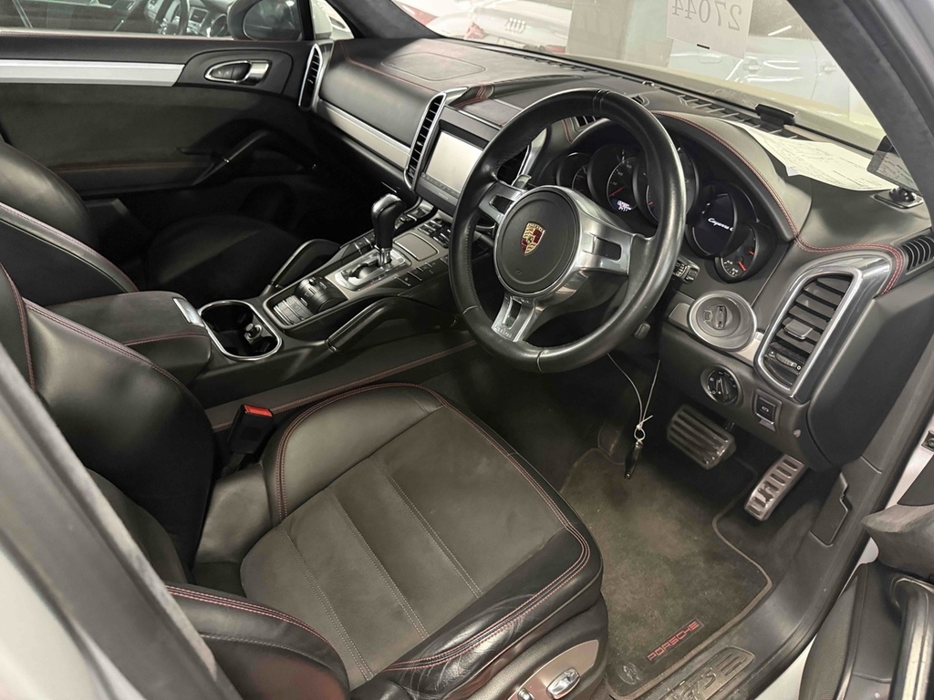 Porsche Cayenne Gts  #5