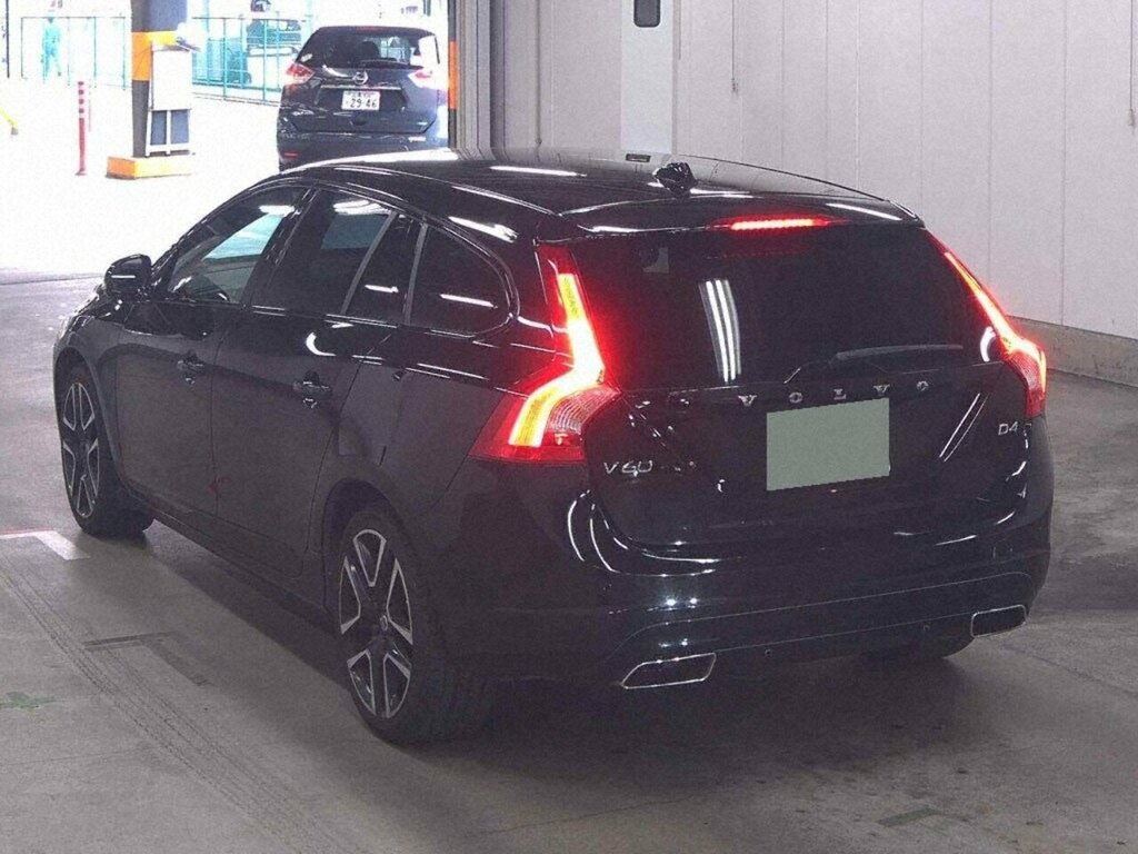 Volvo V60 D4 Dynamic Edition #4