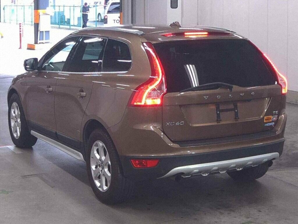 Volvo XC60 D4 163 Se Lux Awd Silver #3