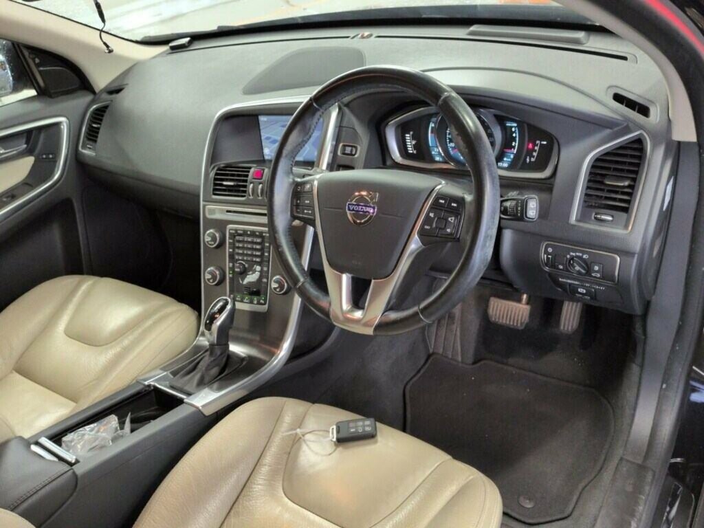 Volvo XC60 T5 Se #5