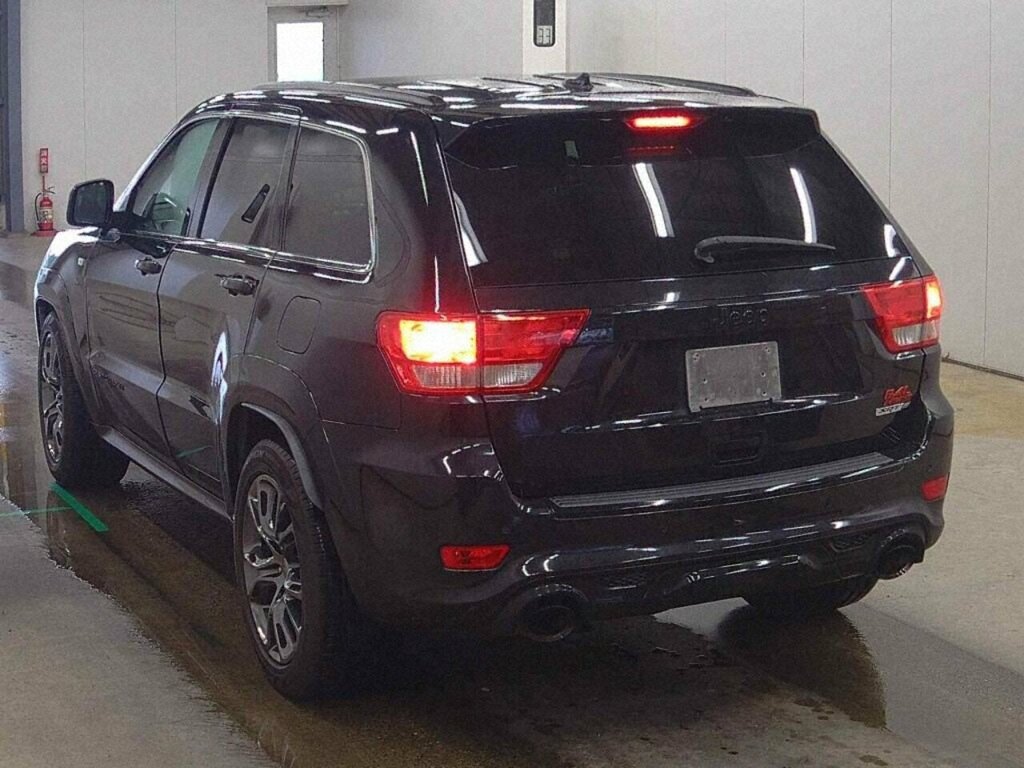 Jeep Grand Cherokee Srt8  #3