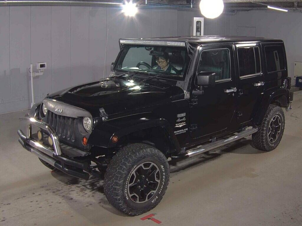 Jeep Wrangler Sahara Unlimited  #4
