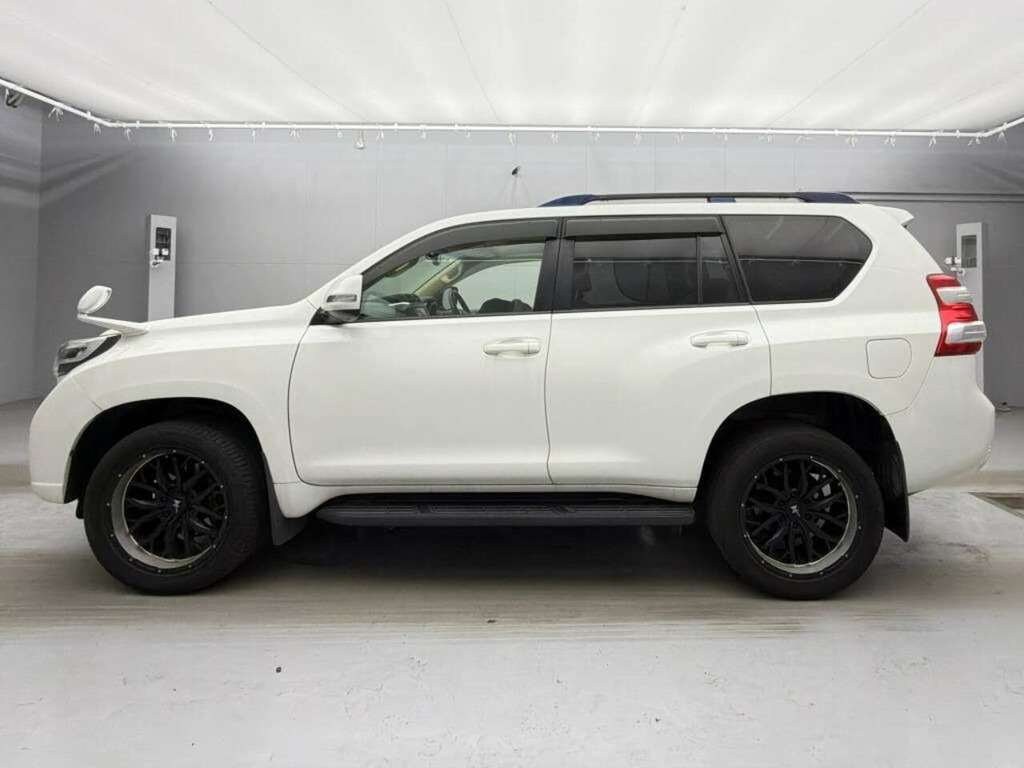 Toyota Land Cruiser Prado Tx L Package #6