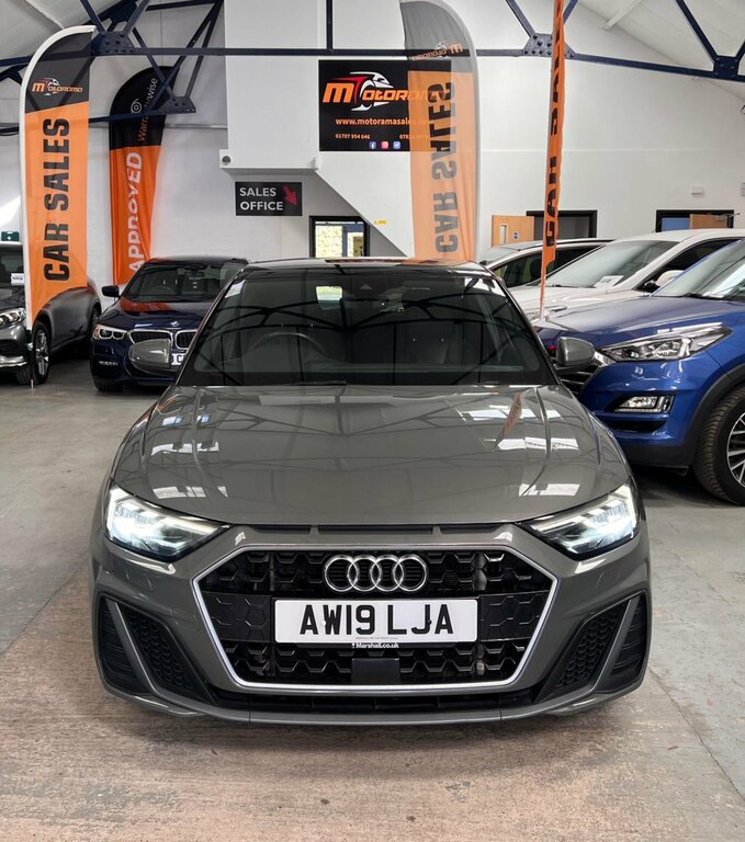 Audi A1 1L S Line AW19LJA Grey #4