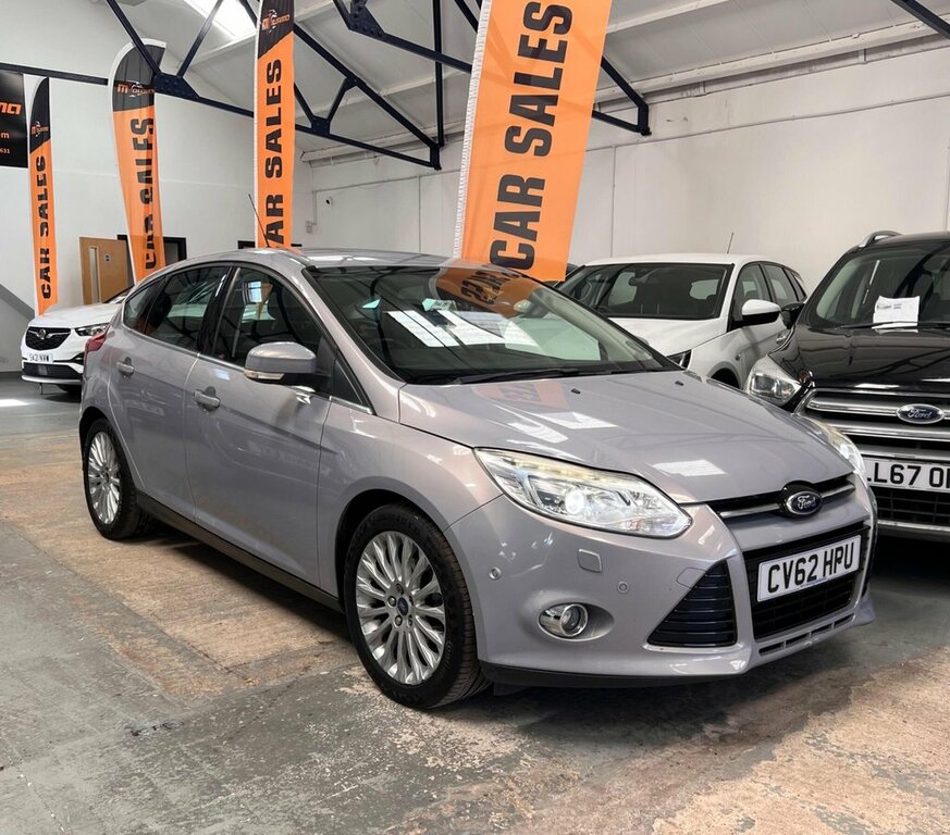Ford Focus 1L Titanium X Silver #4