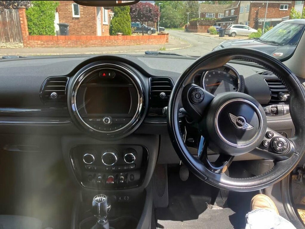 Mini Clubman 2L Cooper S 6Dr Black #2