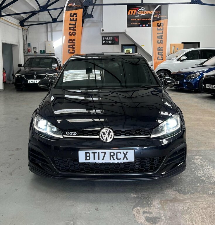 Volkswagen Golf 2L Gtd Black #5