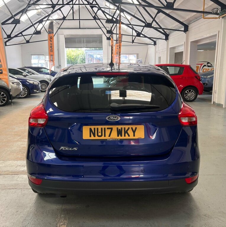 Ford Focus 1.5L Zetec Edition Blue #4