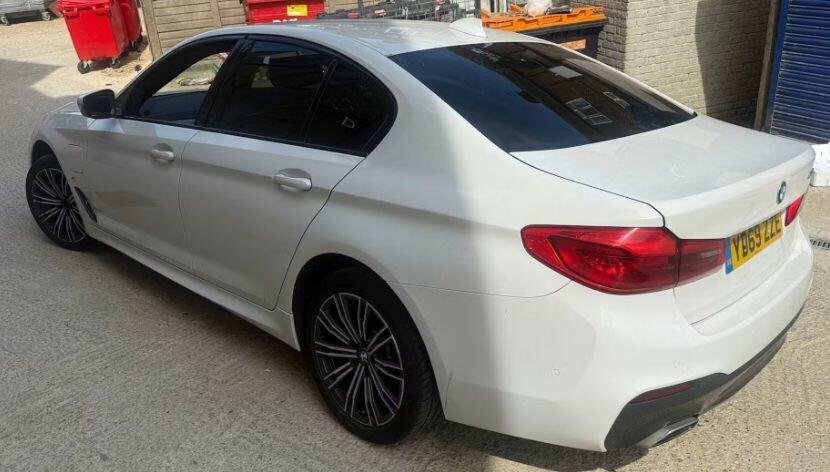 BMW 5 Series 2L M Sport White #3