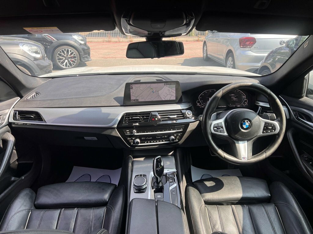 BMW 5 Series 2L M Sport YD69ZZE White #2