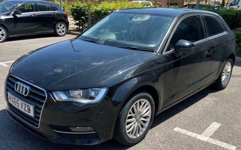 Audi A3 Hatchback 1.6 Tdi Ultra Se Technik Sportback Euro Black #1