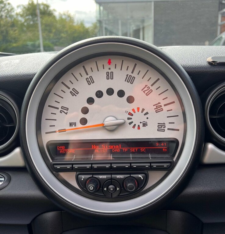 Mini Convertible Euro 6 98 Ps White #25