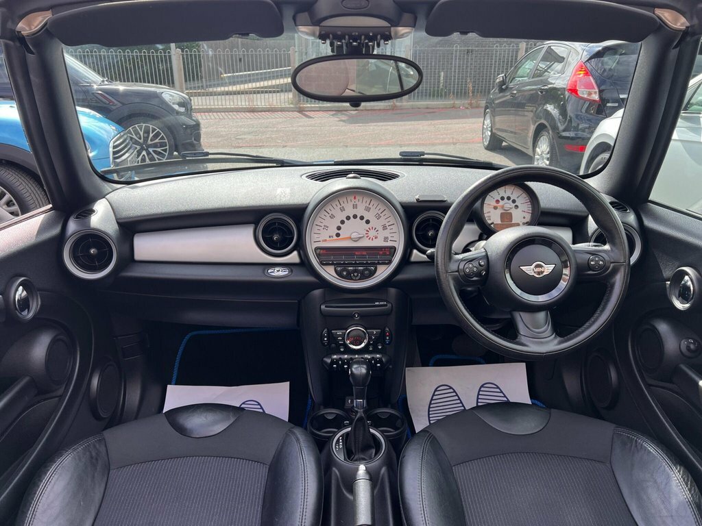 Mini Convertible Euro 6 98 Ps White #3