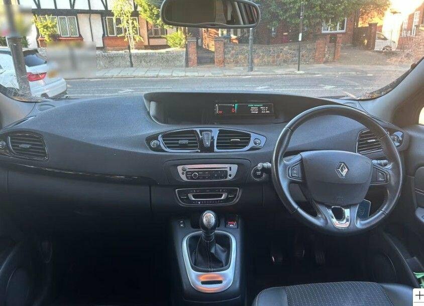 Renault Scenic 1.6L Dynamique Tomtom Red #2