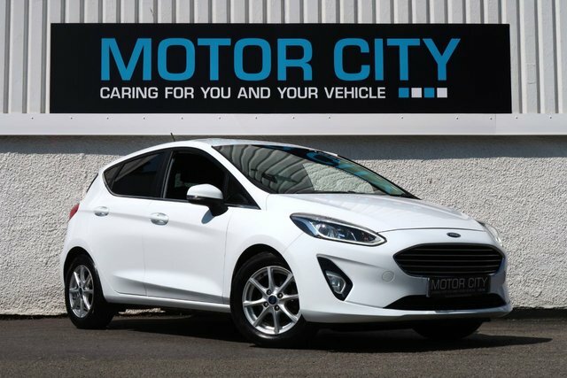 Ford Fiesta 1.1 Ti-vct Zetec Hatchback Euro White