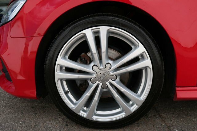 Audi A3 1.5 Tfsi Cod S Line Sportback Eu Red #4
