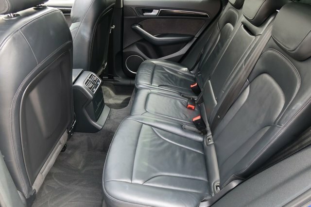 Audi Q5 Estate Black #12