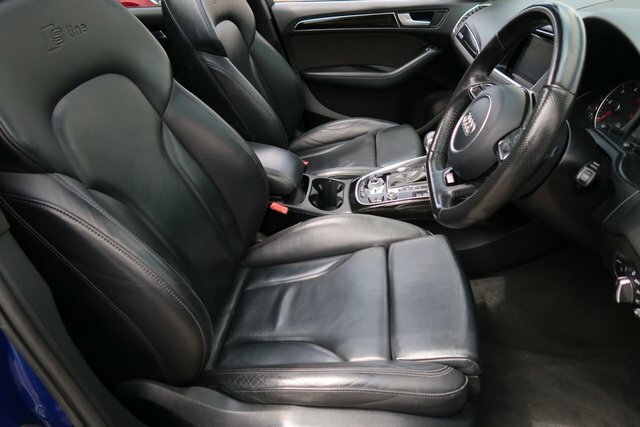 Audi Q5 Estate Black #16