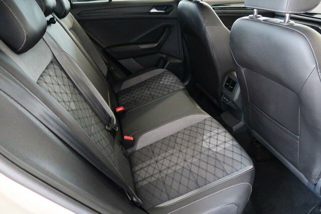 Volkswagen T-Roc Active Silver #14