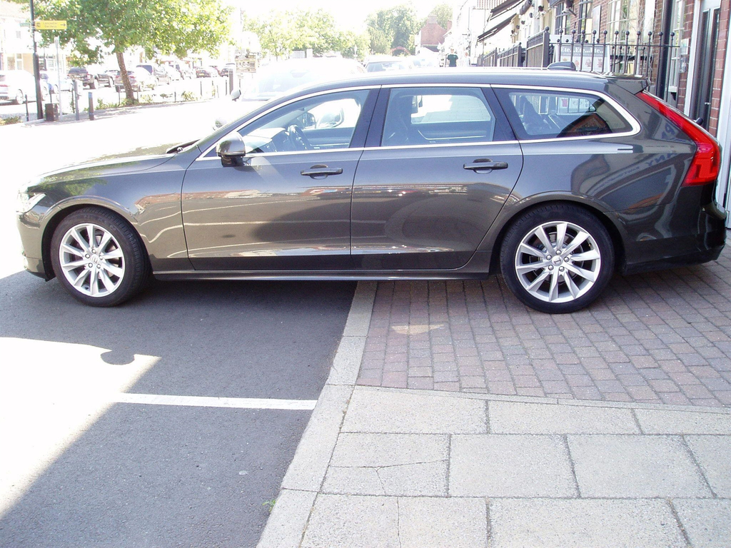 Volvo V90 2.0 T4 Momentum Plus Euro 6 Ss #6