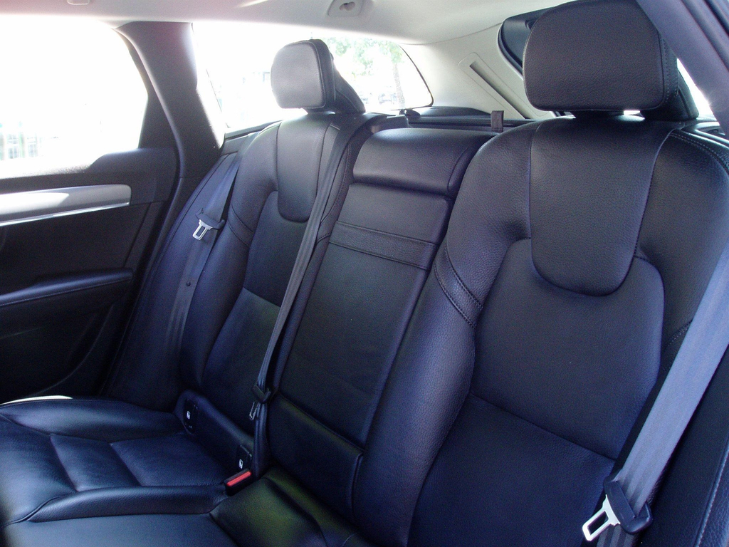 Volvo V90 D4 R-design Pro Grey #18