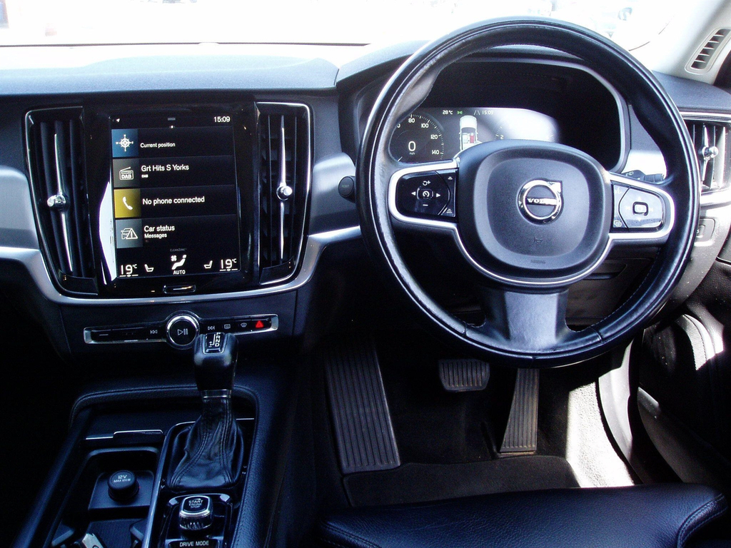 Volvo V90 D4 R-design Pro Grey #21