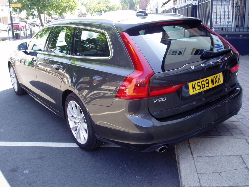 Volvo V90 D4 R-design Pro Grey #29