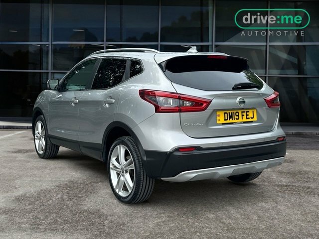 Nissan Qashqai 1.3 Dig-t N-motion Suv Euro 6 S DM19FEJ Silver #3