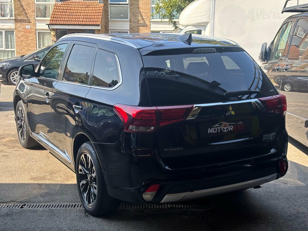 Mitsubishi Outlander 2.0H 12Kwh Gx4hs Cvt 4Wd Euro 6 Ss Black #6