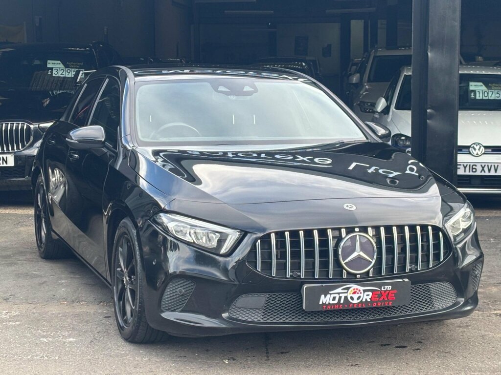 Mercedes-Benz A Class 1.5 A180d Sport Premium 7G-dct Euro 6 Ss KJ18CXC Black #2