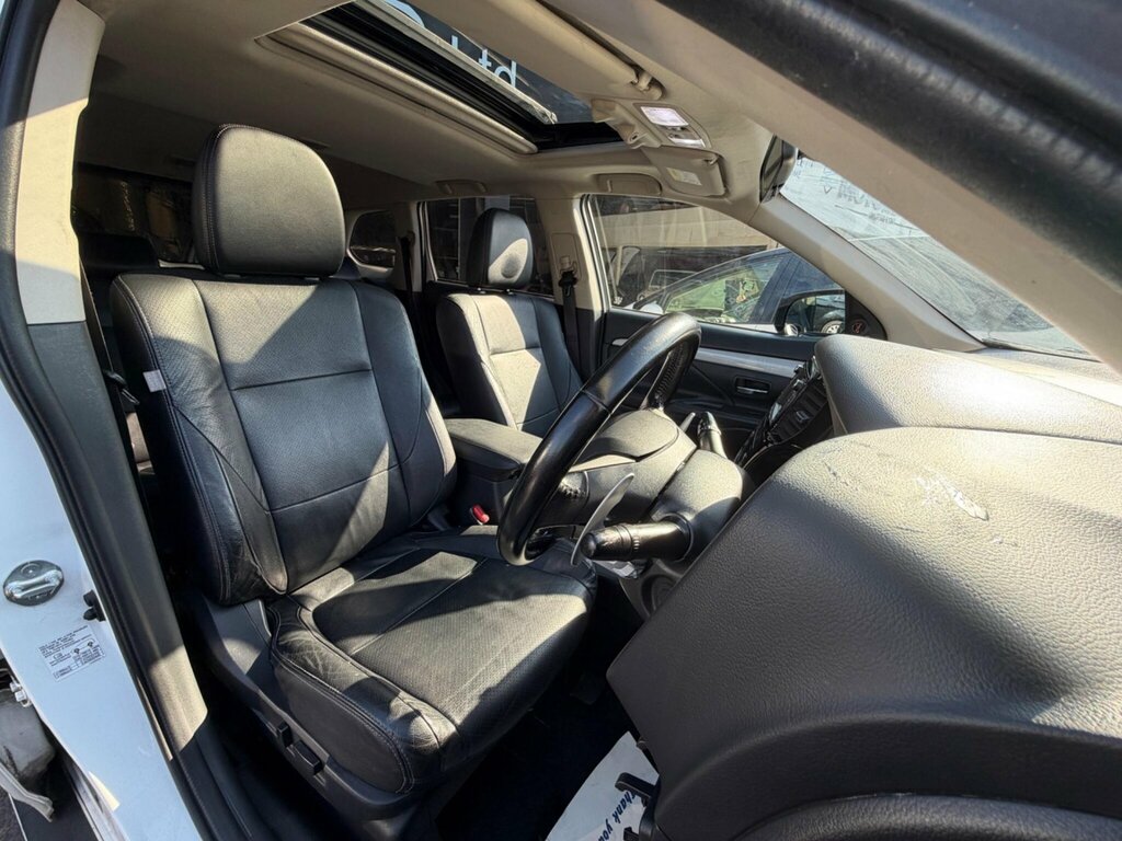 Mitsubishi Outlander Grey #15