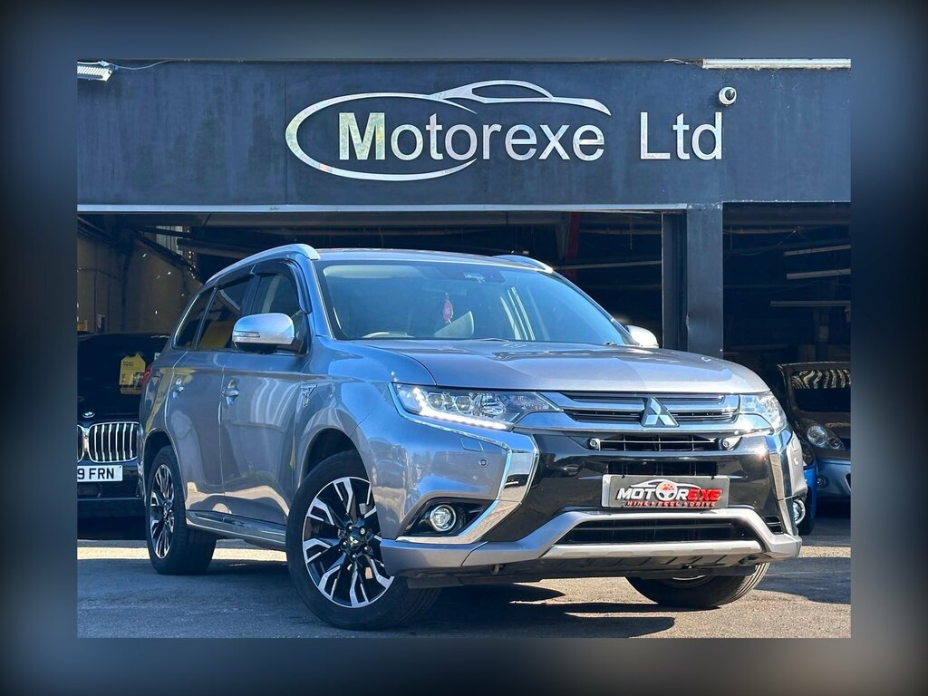 Mitsubishi Outlander 2.0H 12Kwh 4Hs Cvt 4Wd Euro 6 Ss Grey
