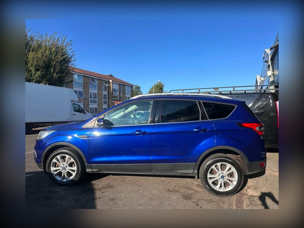 Ford Kuga 2.0 Tdci Titanium Euro 6 Ss GN67XOL Blue #4