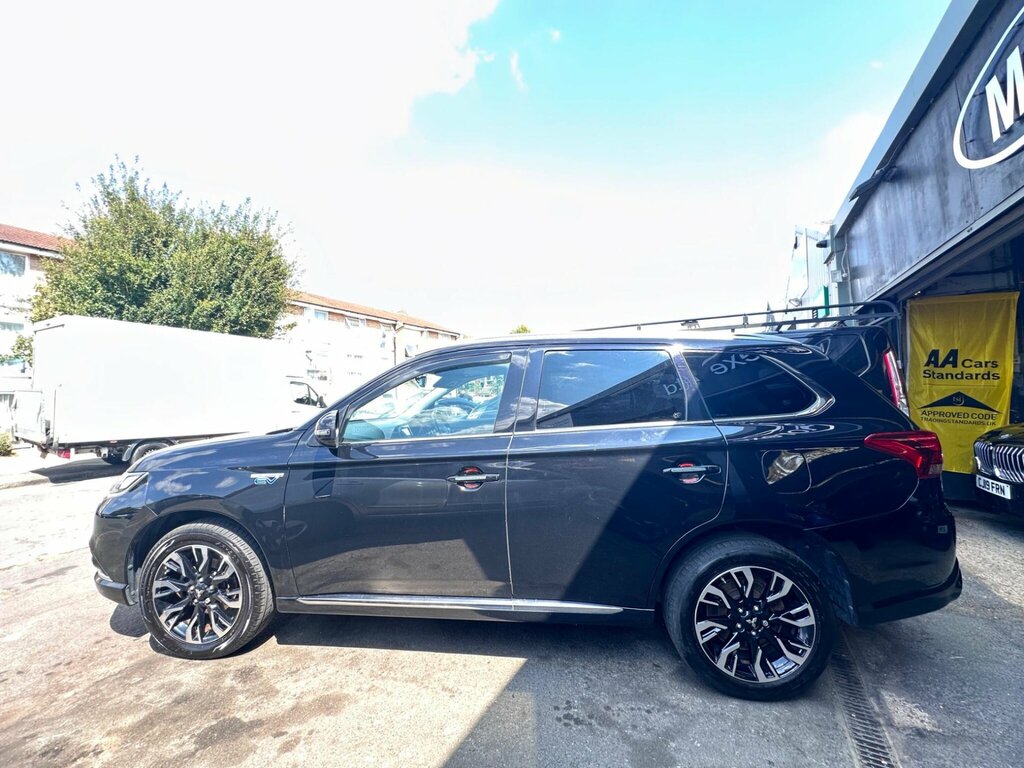 Mitsubishi Outlander 2.0H 12Kwh Gx3h Cvt 4Wd Euro 6 Ss Black #6