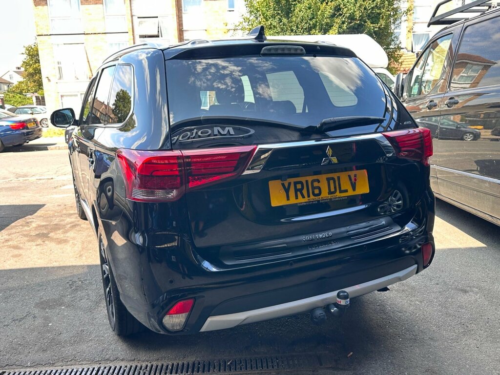 Mitsubishi Outlander 2.0H 12Kwh Gx3h Cvt 4Wd Euro 6 Ss Black #5