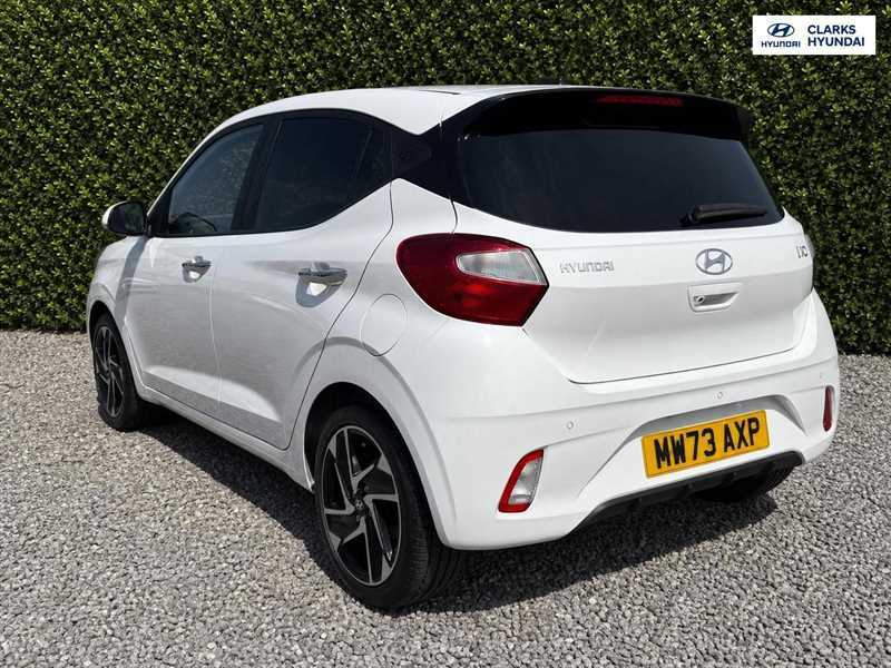 Hyundai I10 1.2 Premium Hatchback Euro 6 Ss MW73AXP White #6