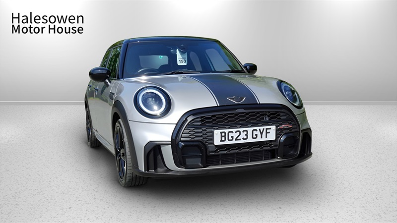 Mini Hatch 1.5 Cooper Sport Hatchback Steptronic E BG23GYF Silver